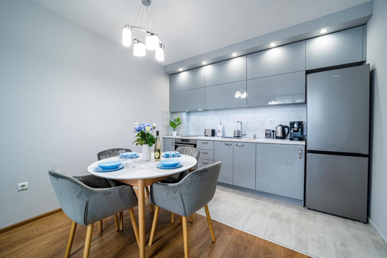 Brand New Downtown Apartment Varna Exterior photo